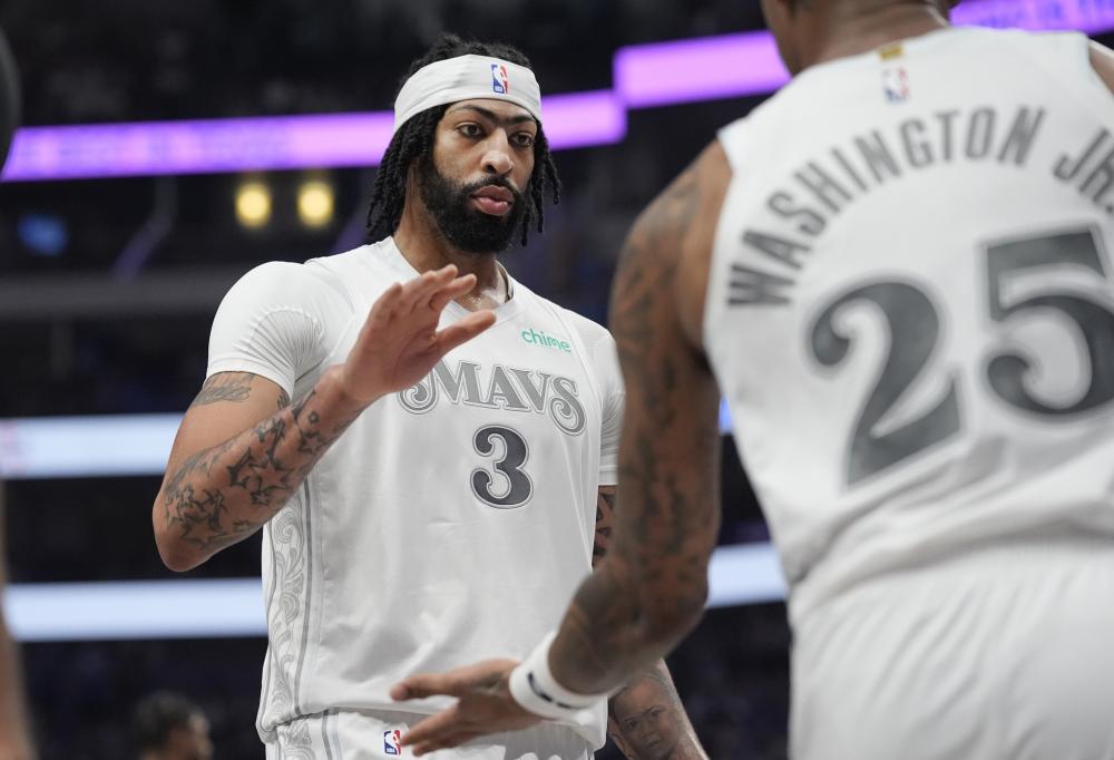 为球队增添 为球队增添