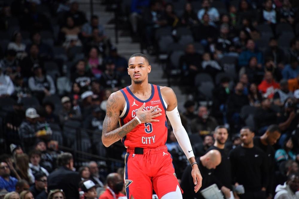 让对方防线 让对方防线